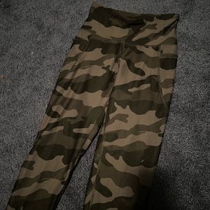 Old Navy high waist pocket leggings